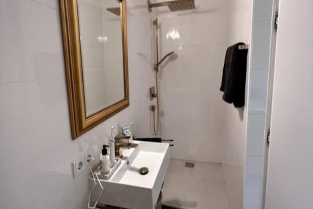 Exclusive Apartement In Historic Center Linz Kültér fotó